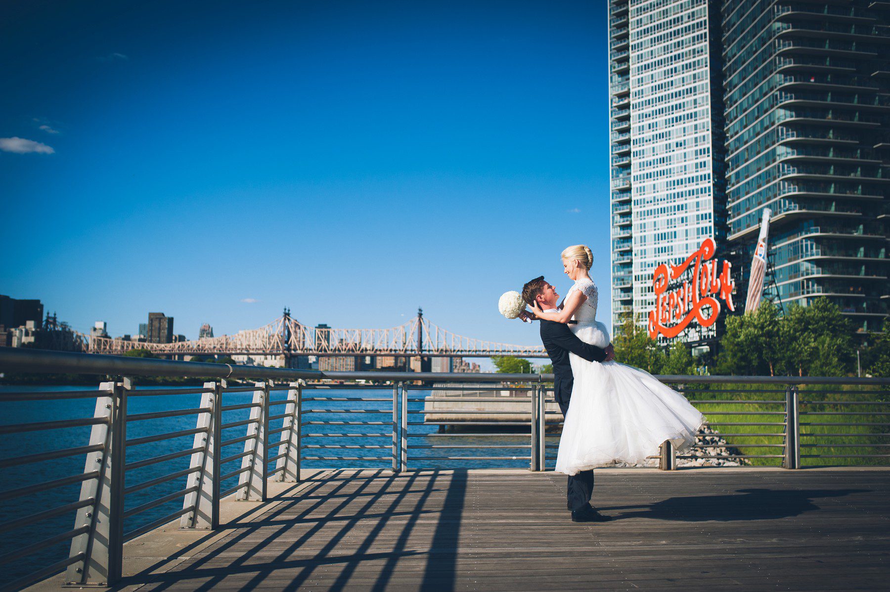 jackie-sascha-reinking-new-york-elopement-team-officiant-friedensrichter-photographer_1058